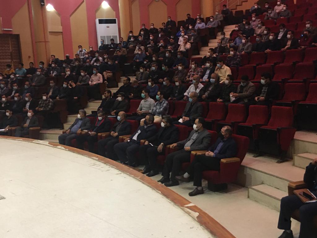 جلسه بازآموزی ناظرین خرید تضمینی برگ سبز چای در سالن حزین دانشگاه آزاد اسلامی لاهیجان برگزار گردید