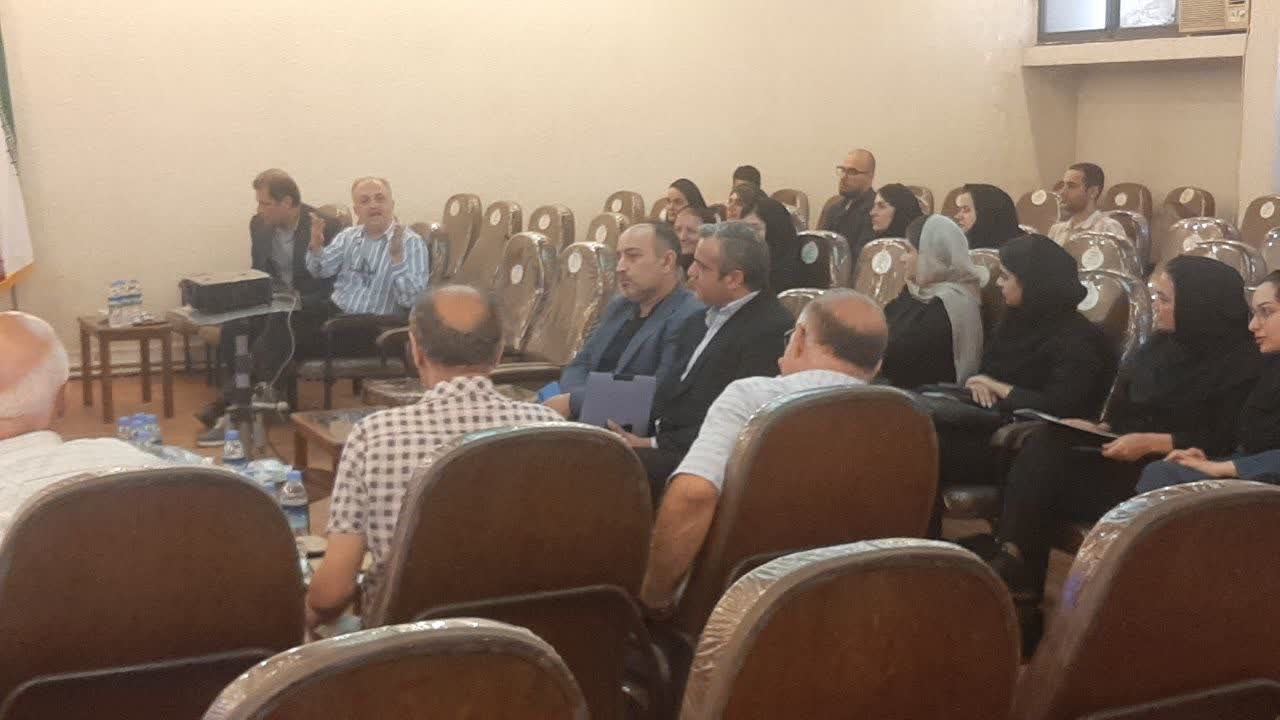 برگزاری دوره آموزشی آشنایی با سامانه های جامع تجارت و انبارداری 