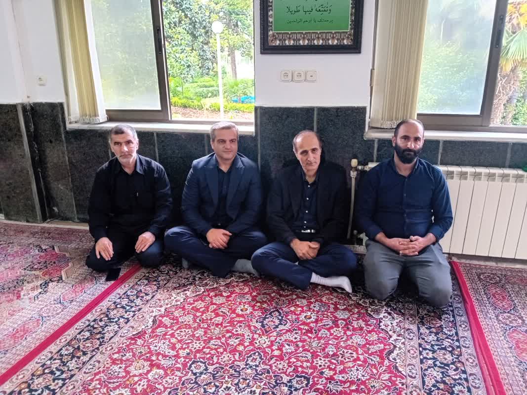 مراسم بزرگداشت  شهادت رئیس جمهور انقلابی، و همراهانش  در سازمان چای کشور