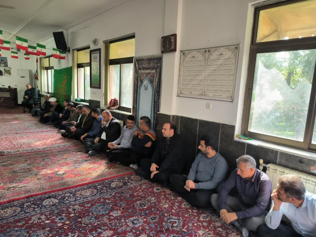 برگزاری مراسم گرامیداشت ایام الله دهه مبارک فجر در سازمان چای کشور