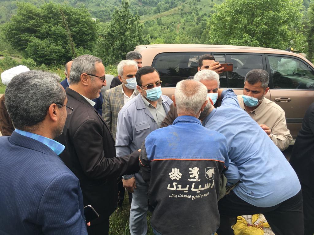 بازدید استاندار محترم گیلان از باغات و کارخانجات چایسازی شهرستانهای لنگرود و املش