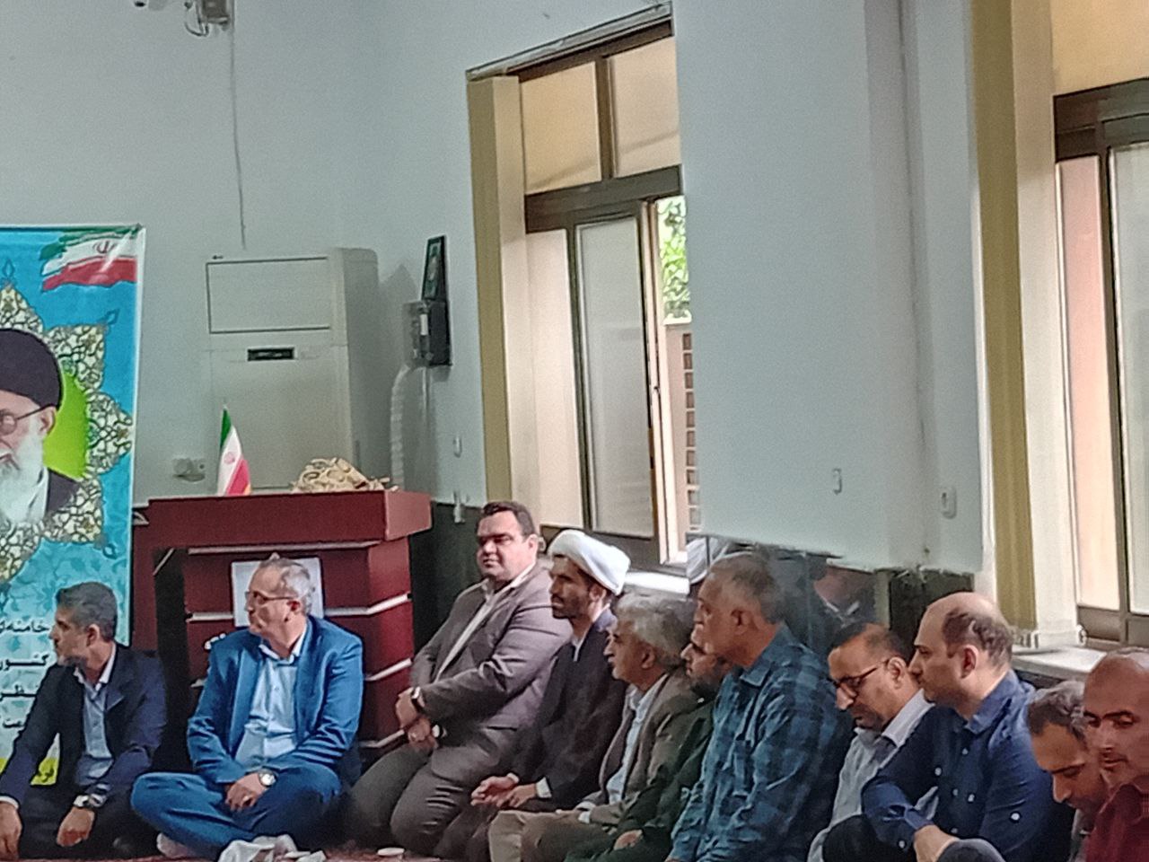 مراسم گرامیداشت هفته دفاع مقدس در سازمان چای کشور برگزارشد